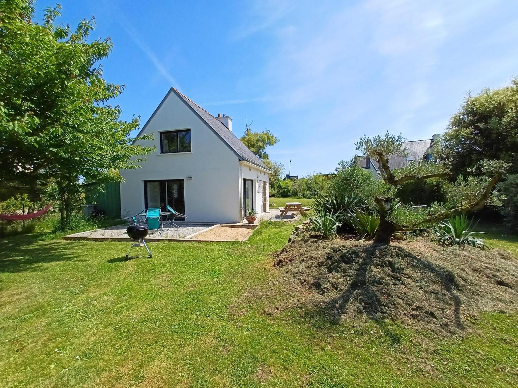 Maison De Vacances: Seaside Retreat With Private Garden Holiday home *
