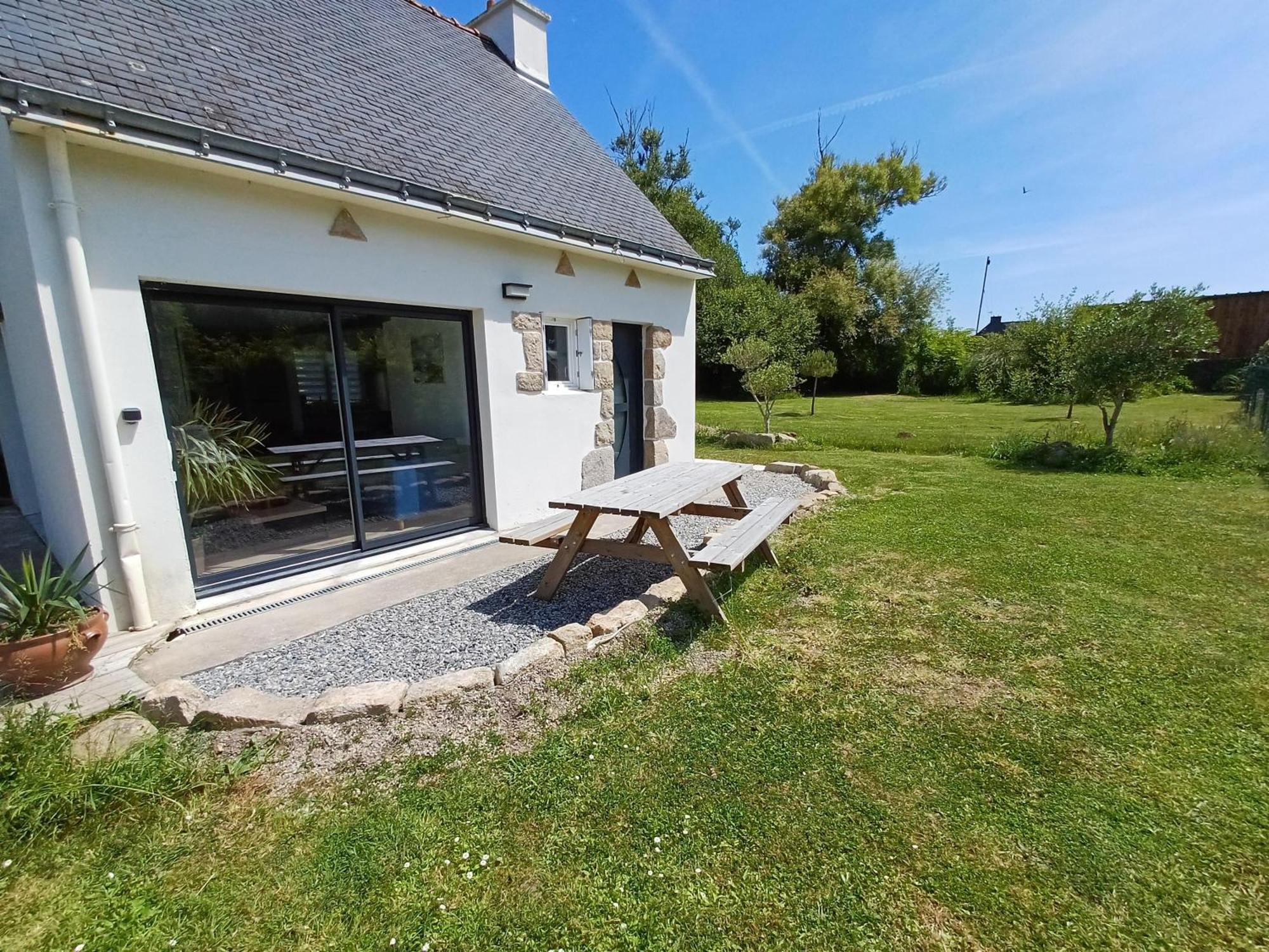 Holiday home Maison De Vacances: Seaside Retreat With Private Garden *